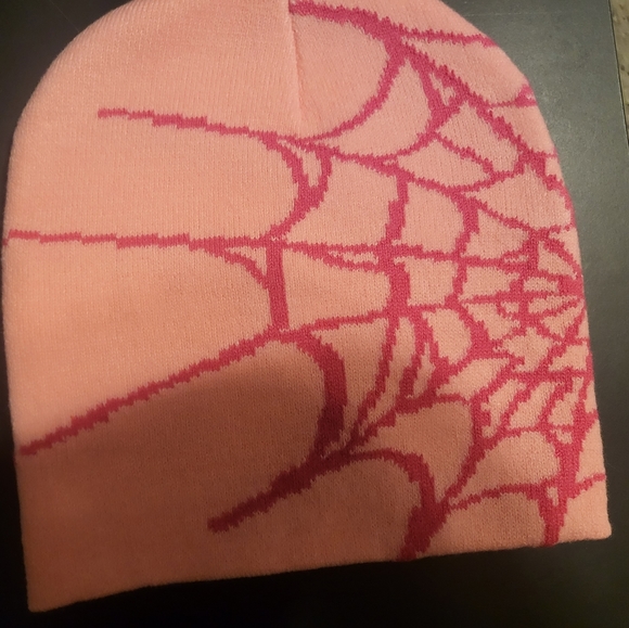 Spider beanies - Picture 2 of 2